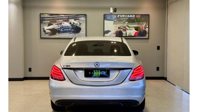 Mercedes-Benz C-180