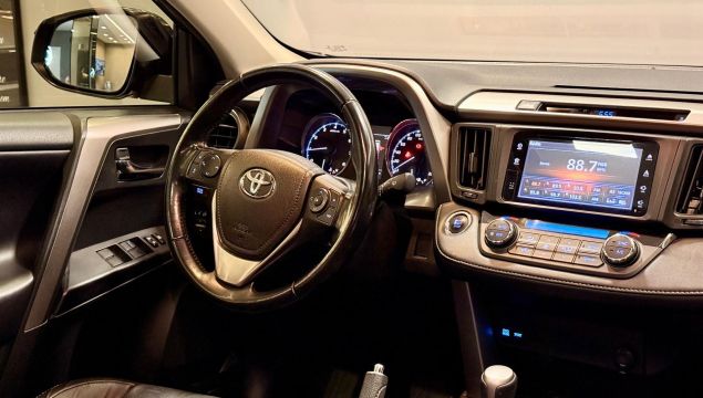 Toyota RAV-4
